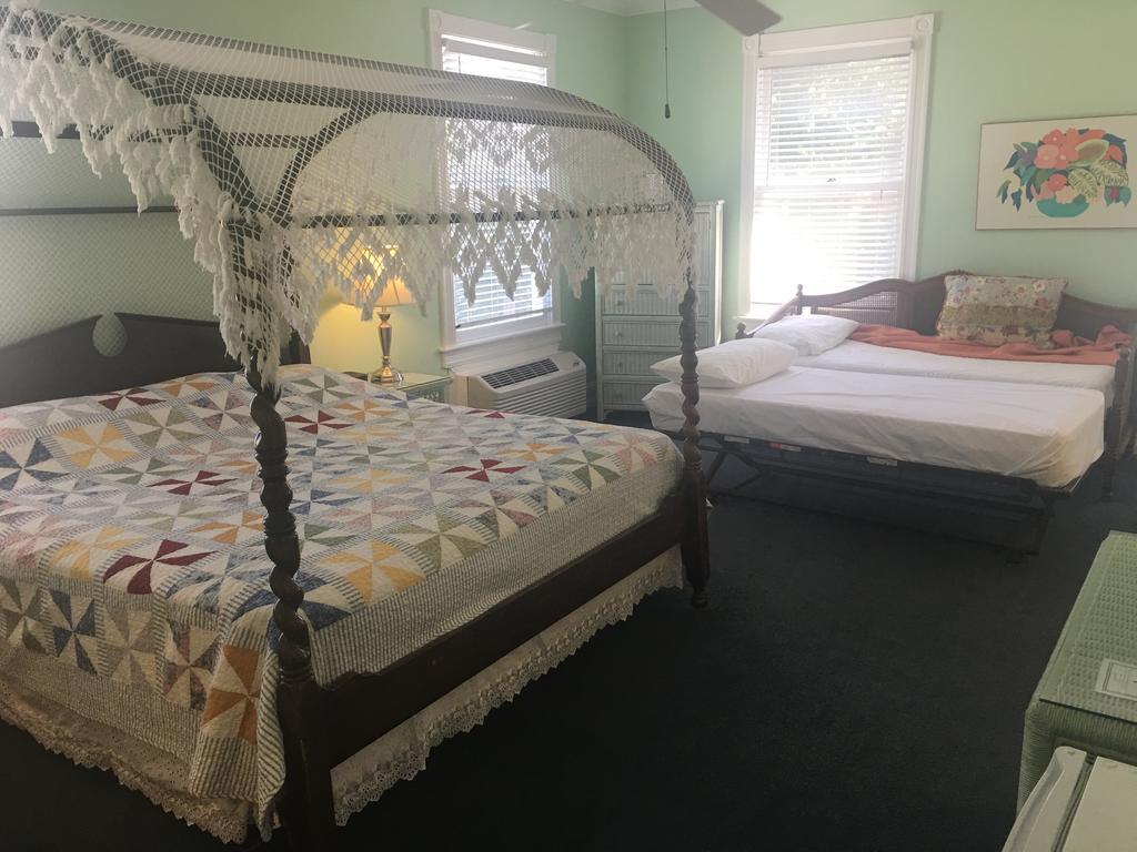 Amsterdam'S Curry Mansion Inn Key West Extérieur photo